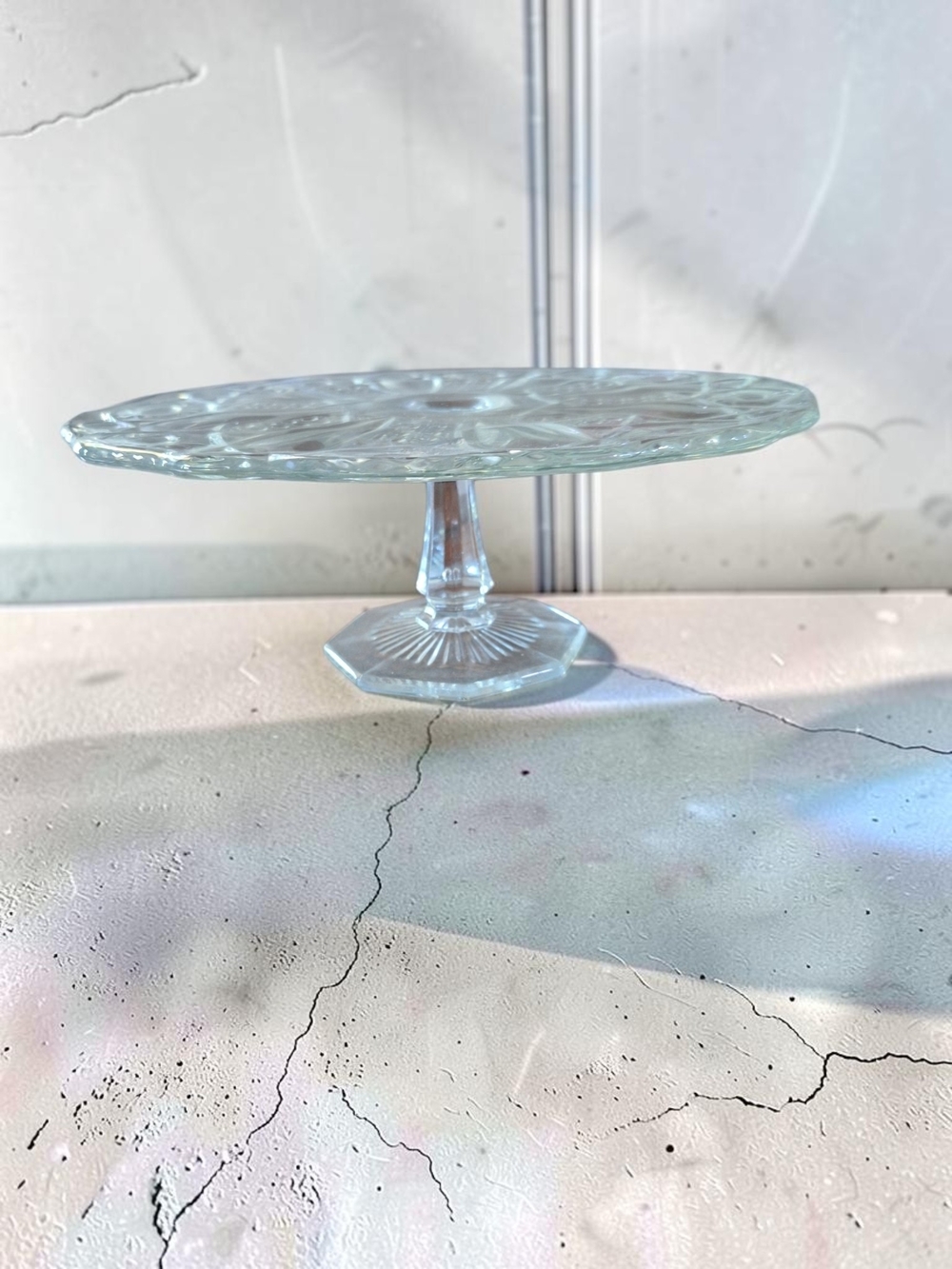 Vintage LE Smith Quintec Pedastal Cake Stand-Clear Scalloped Glass